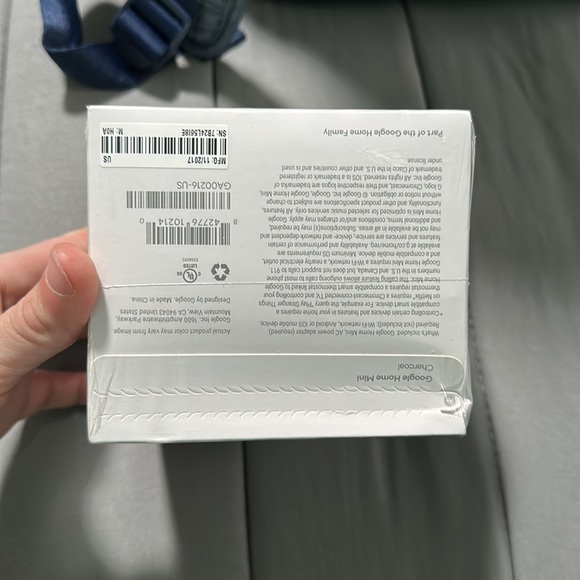 NEVER OPENED GOOGLE HOME MINI - Picture 5 of 6
